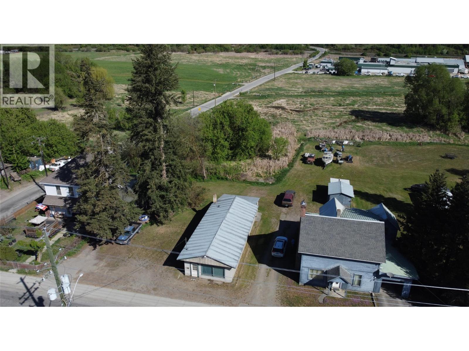 2570 Wood Avenue, Armstrong, British Columbia  V0E 1B0 - Photo 6 - 10386200