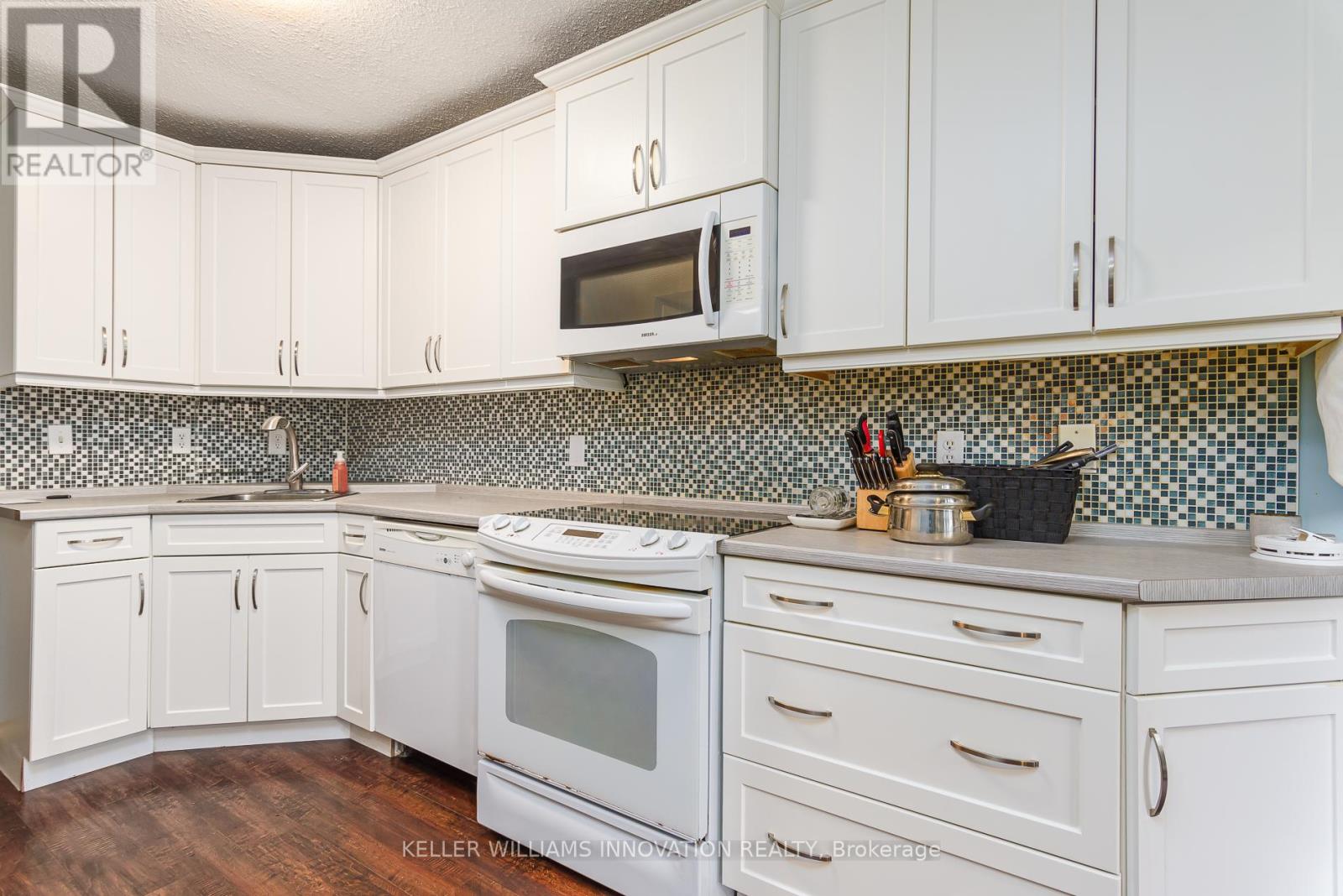 32 - 121 University Avenue E, Waterloo, Ontario  N2J 4J1 - Photo 7 - X13129608