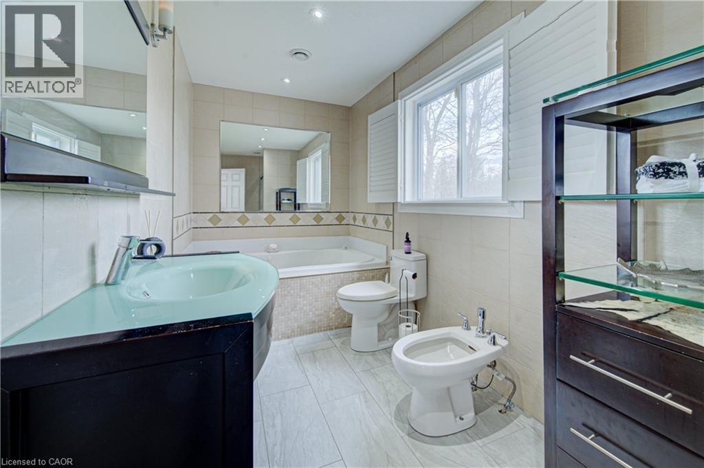 298 Ferndale Place, Waterloo, Ontario  N2J 3X9 - Photo 31 - 40829637