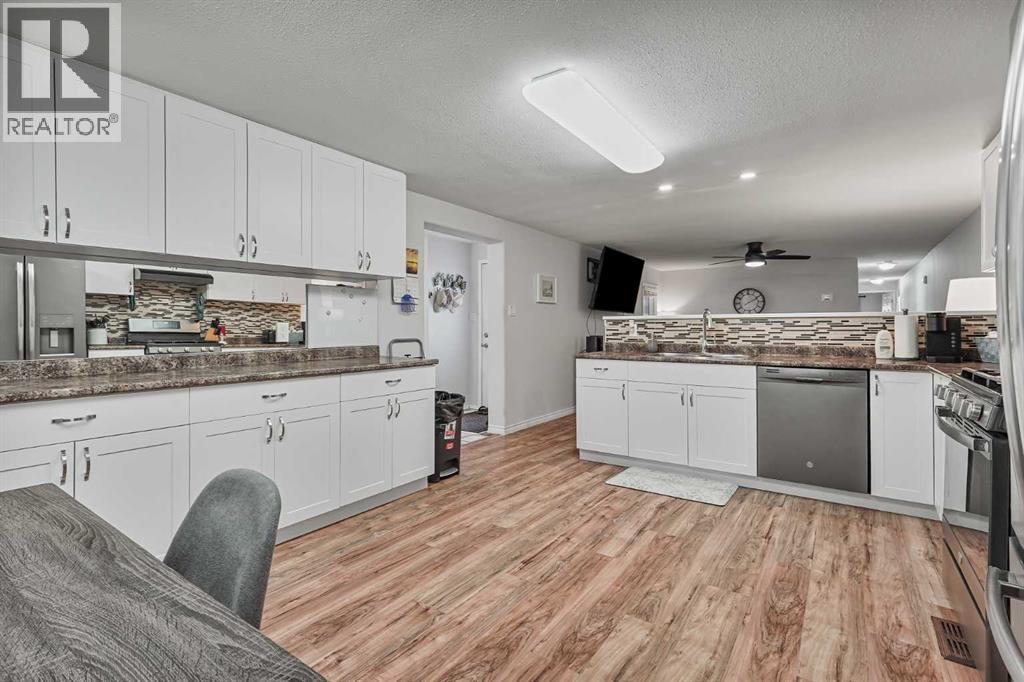 81, 1410 43 Street S, Lethbridge, Alberta  T1K 3S5 - Photo 3 - A2308568