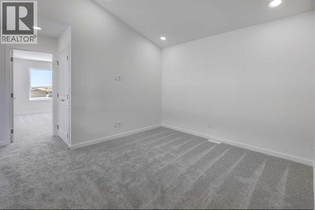47 Lewisburg Manor Ne, Calgary, Alberta  T3P 2N7 - Photo 16 - A2301813
