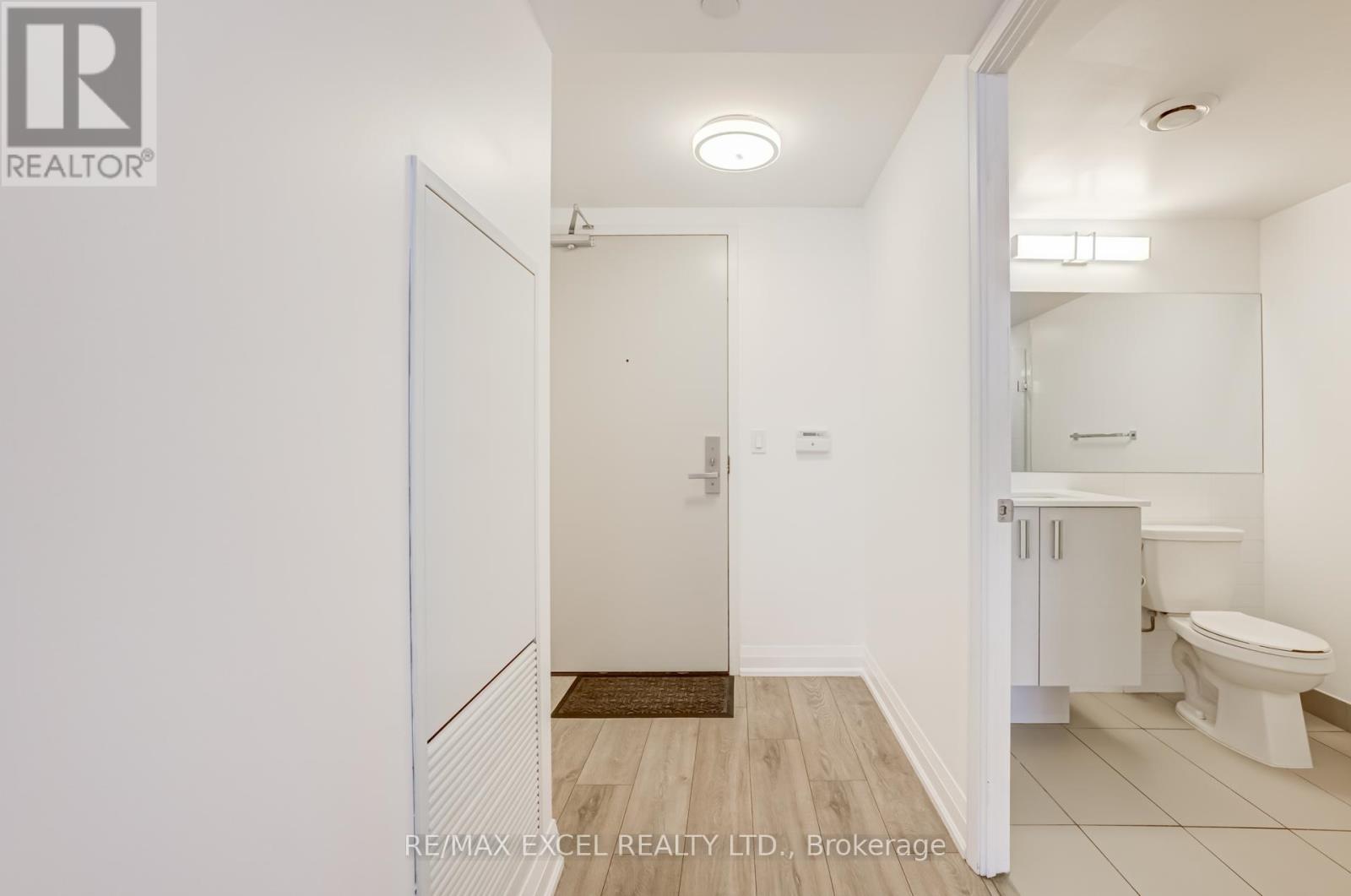 1407 - 30 Gibbs Road, Toronto, Ontario  M9B 0E4 - Photo 9 - W13124088
