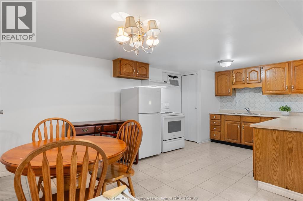 145 Langtry, Essex, Ontario  N8M 1H1 - Photo 31 - 26011178