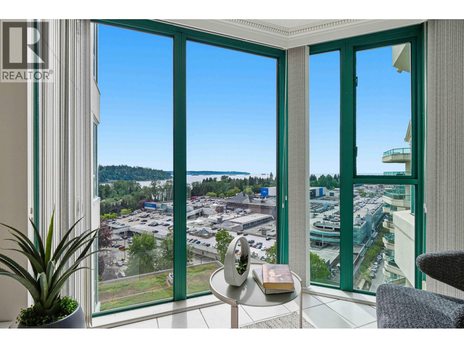 18d 338 Taylor Way, West Vancouver, British Columbia  V7T 2Y2 - Photo 15 - R3123820