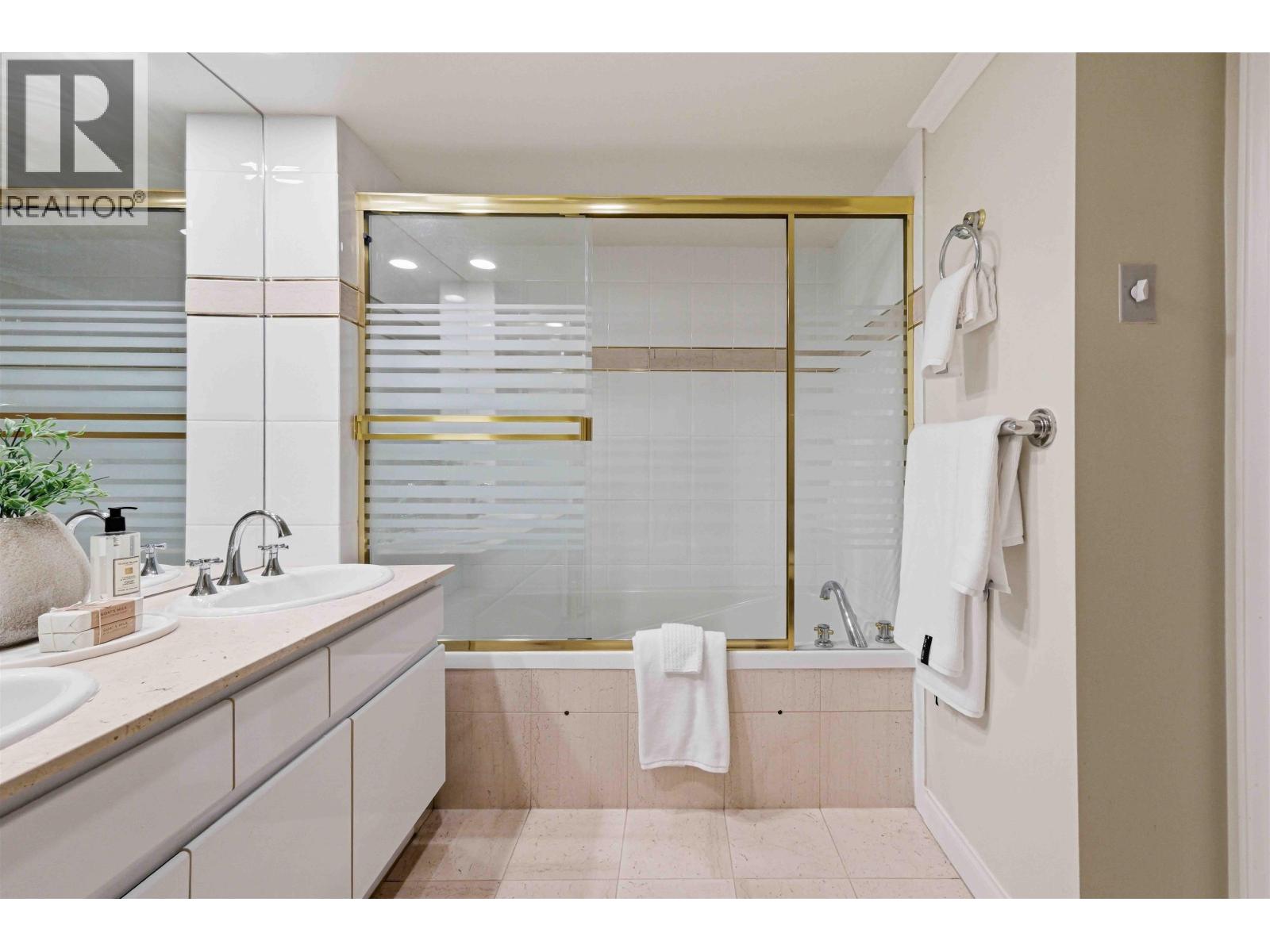 18d 338 Taylor Way, West Vancouver, British Columbia  V7T 2Y2 - Photo 21 - R3123820