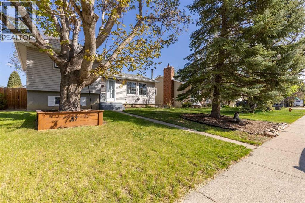 57 Honeysuckle Road N, Lethbridge, Alberta  T1H 4J7 - Photo 2 - A2310146