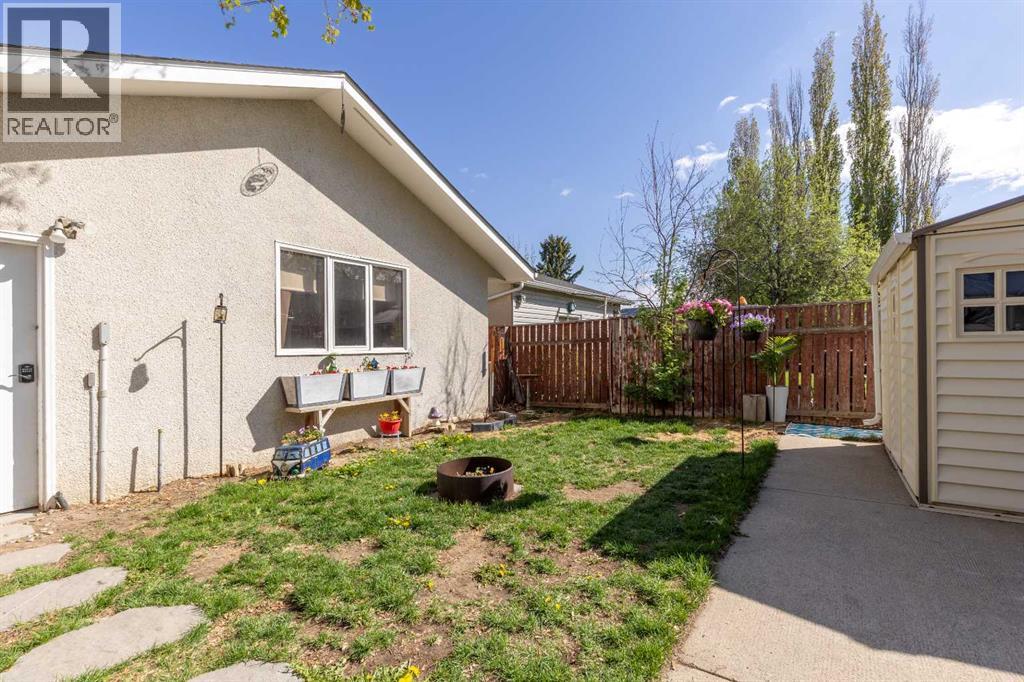 57 Honeysuckle Road N, Lethbridge, Alberta  T1H 4J7 - Photo 36 - A2310146