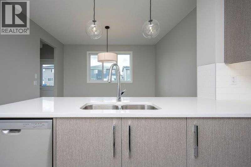 141 Dawson Wharf View, Chestermere, Alberta  T1X 2W1 - Photo 9 - A2289344