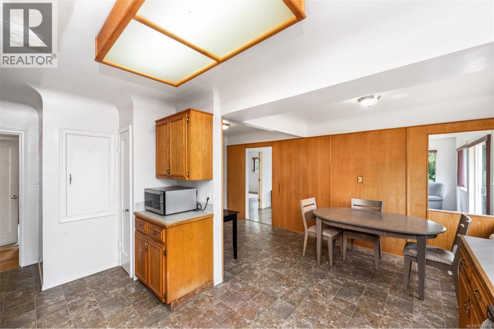 3517 Doncaster Dr, Saanich, British Columbia  V8P 3W2 - Photo 12 - 1031738