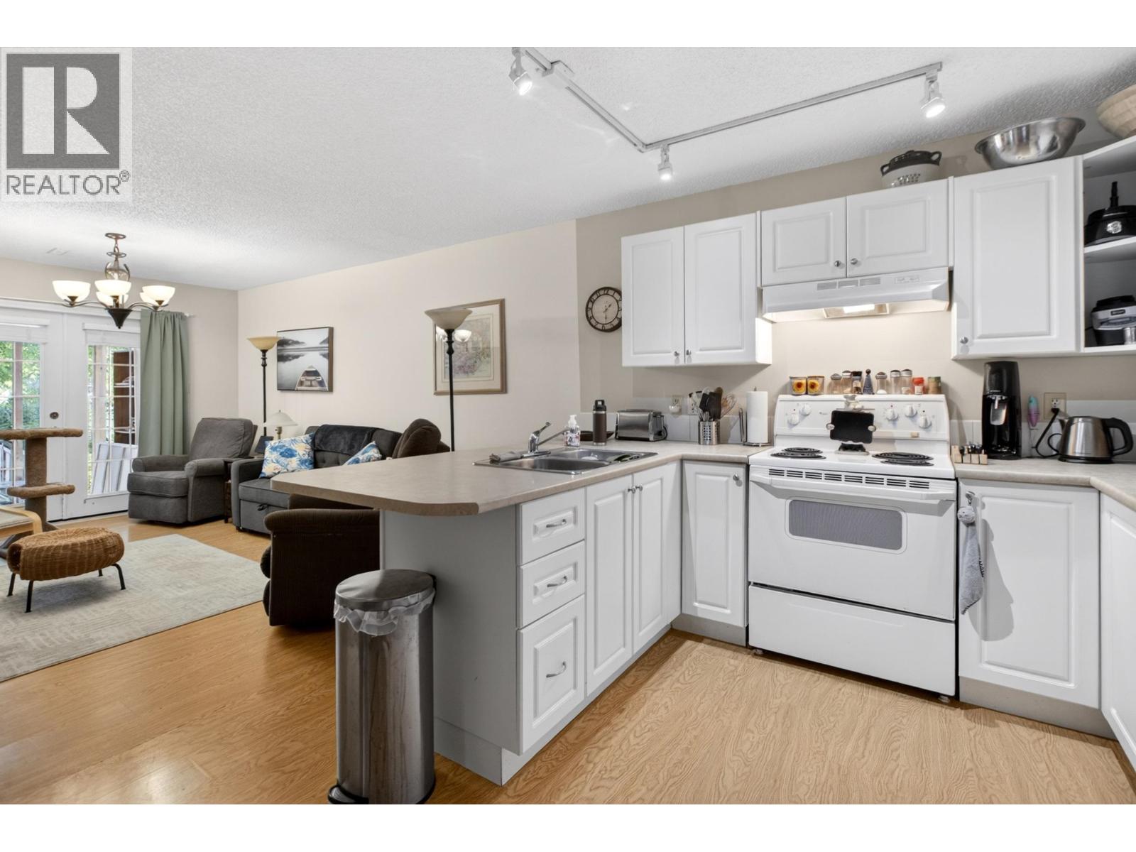 1941 Langan Avenue, Port Coquitlam, British Columbia  V3C 1L1 - Photo 24 - R3123817