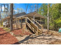 479 EAST CLEAR BAY ROAD, Trent Lakes, Ontario