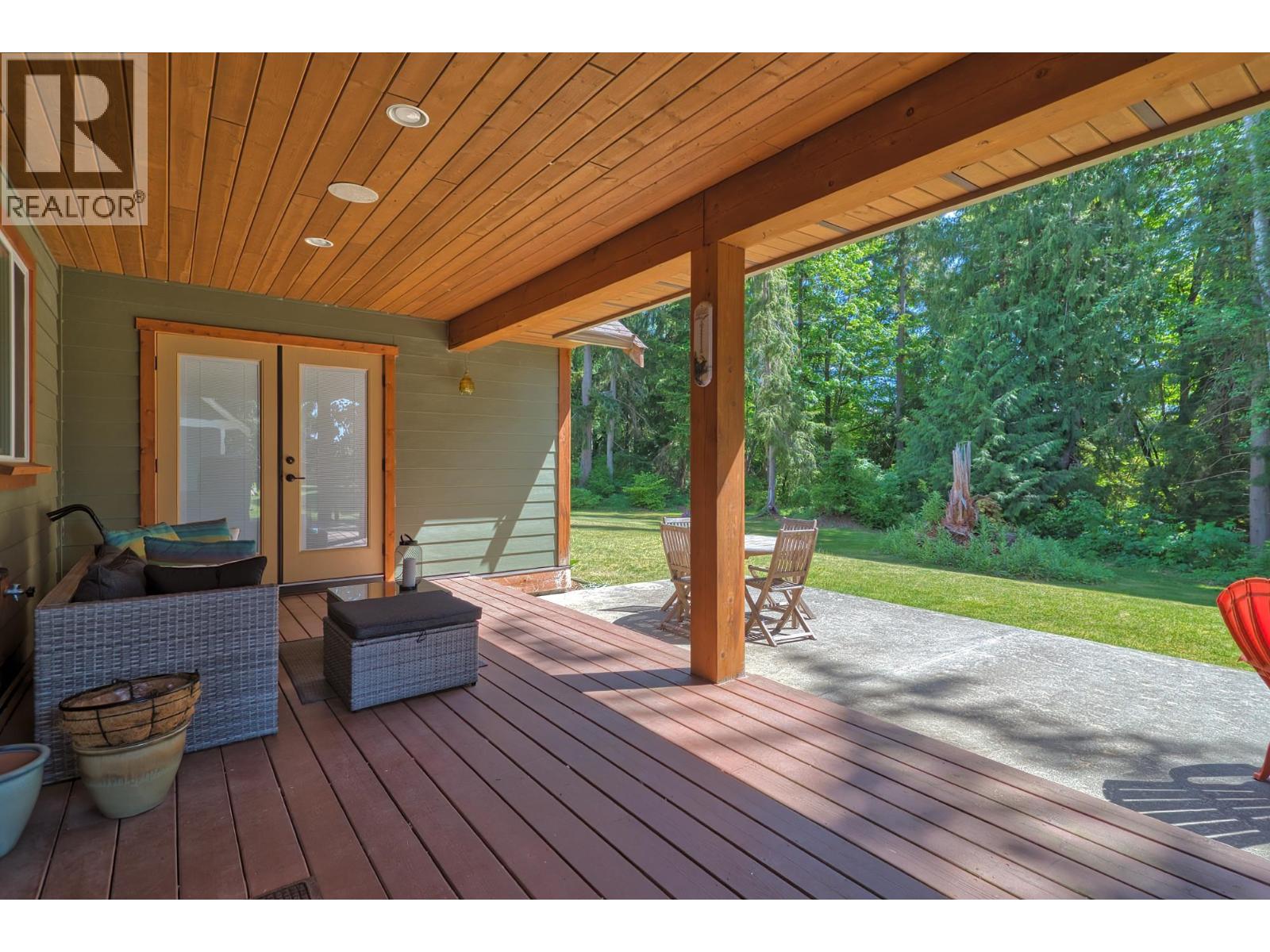 1420 Sundance Place, Gibsons, British Columbia  V0N 1V5 - Photo 26 - R3123806
