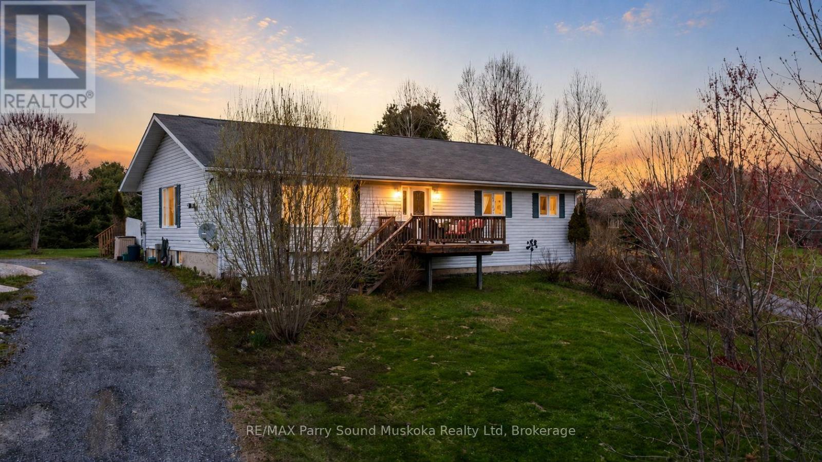 54 PINERIDGE DRIVE, McDougall, Ontario