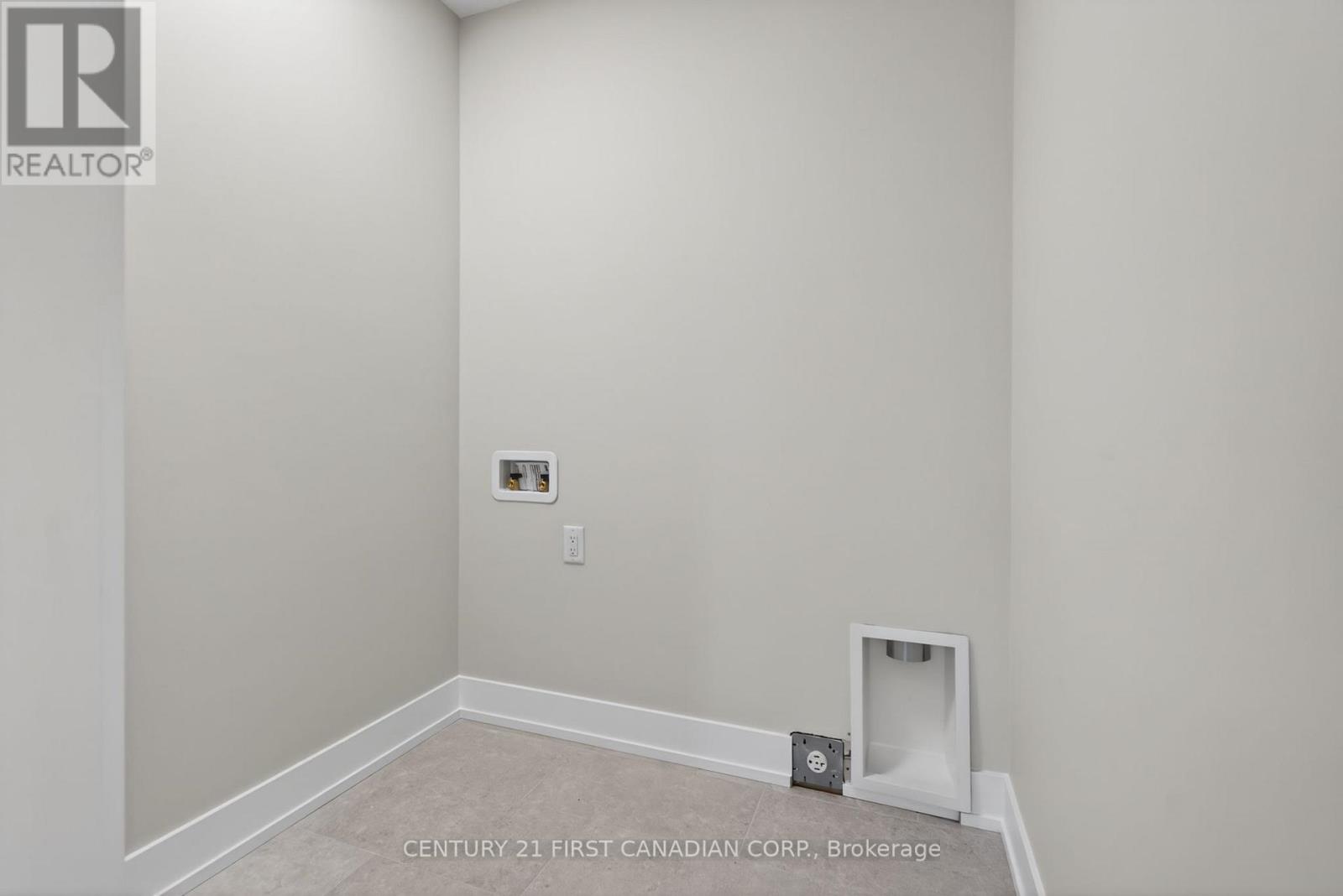 34 Postma Crescent, North Middlesex, Ontario  N0M 1A0 - Photo 26 - X13129848