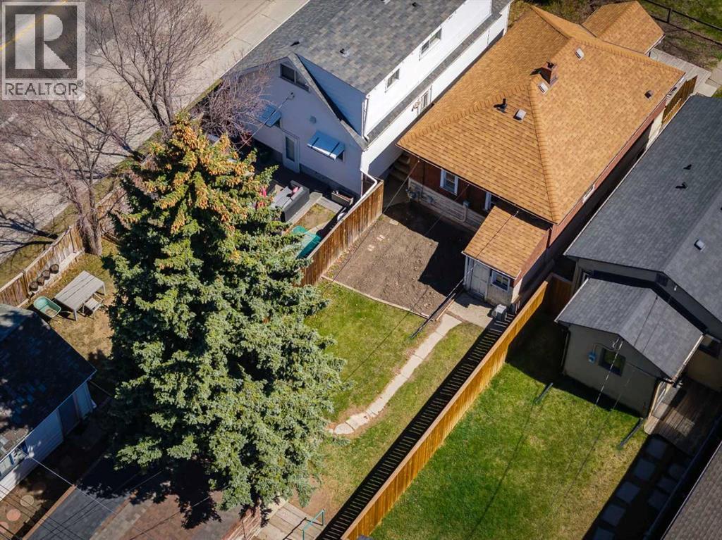 2803 26a Street SW, Calgary, Alberta  T3E 2C8 - Photo 2 - A2308204