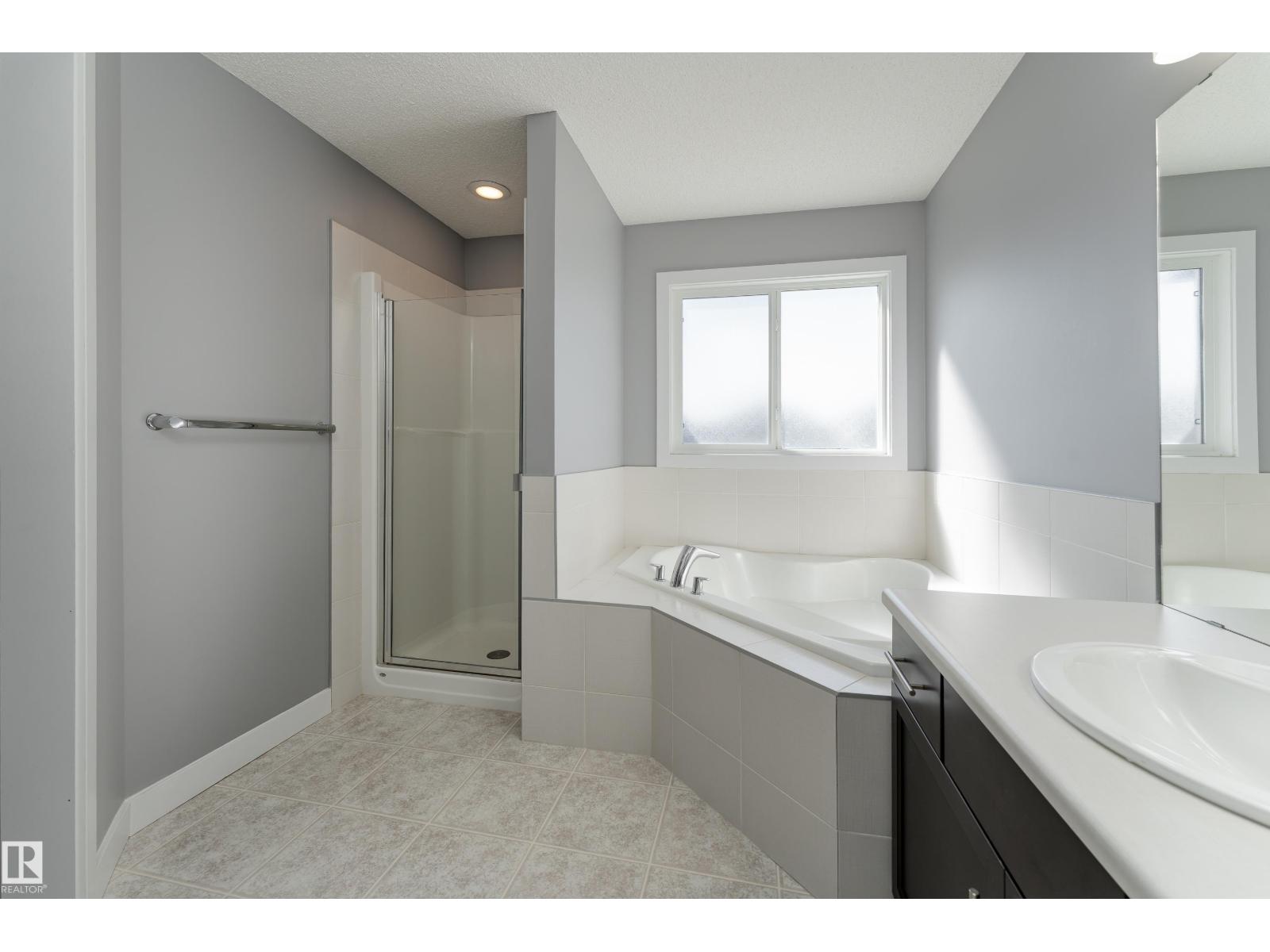 411 Watt Bv Sw, Edmonton, Alberta  T6X 1R1 - Photo 37 - E4487746