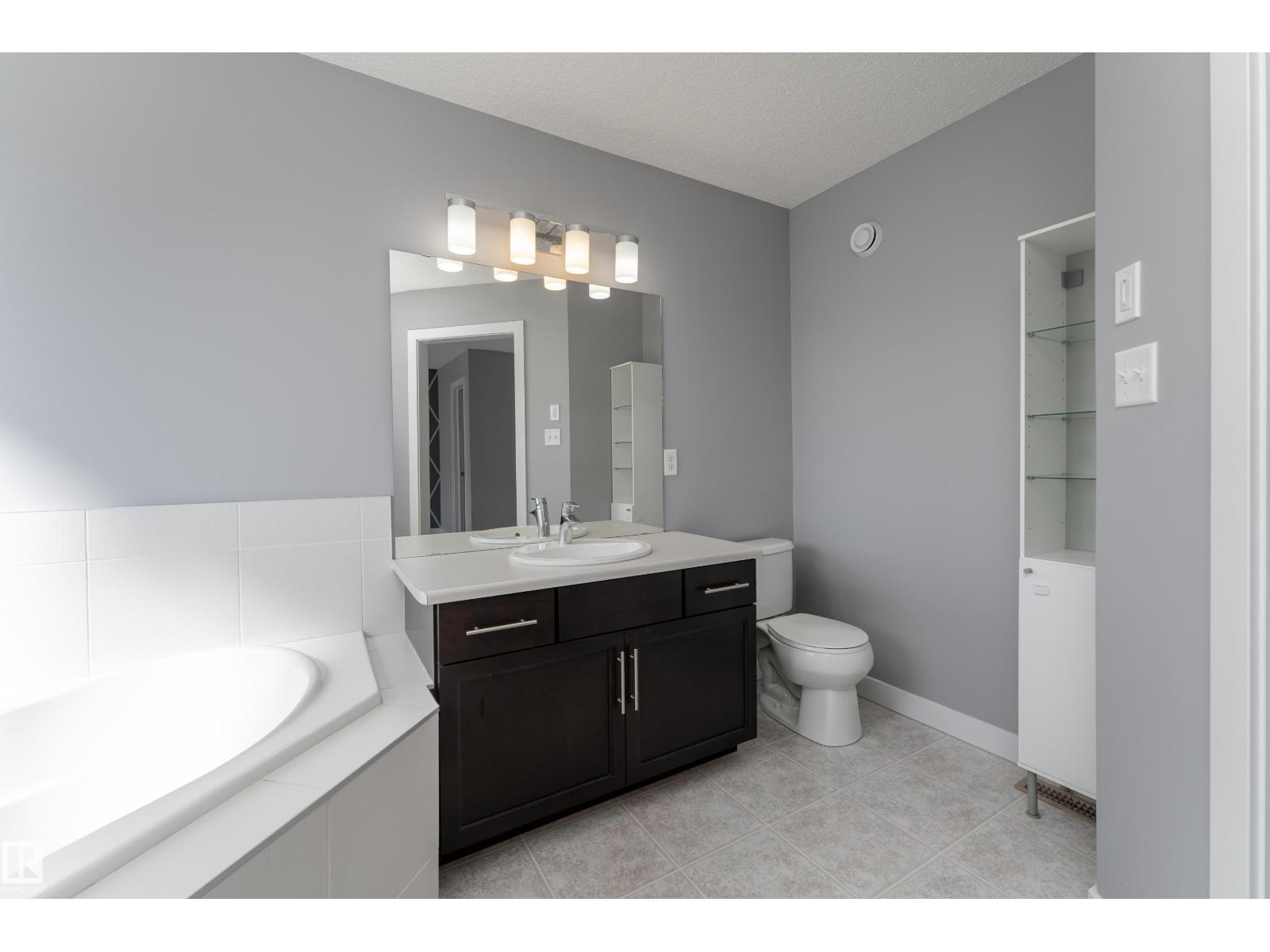 411 Watt Bv Sw, Edmonton, Alberta  T6X 1R1 - Photo 38 - E4487746