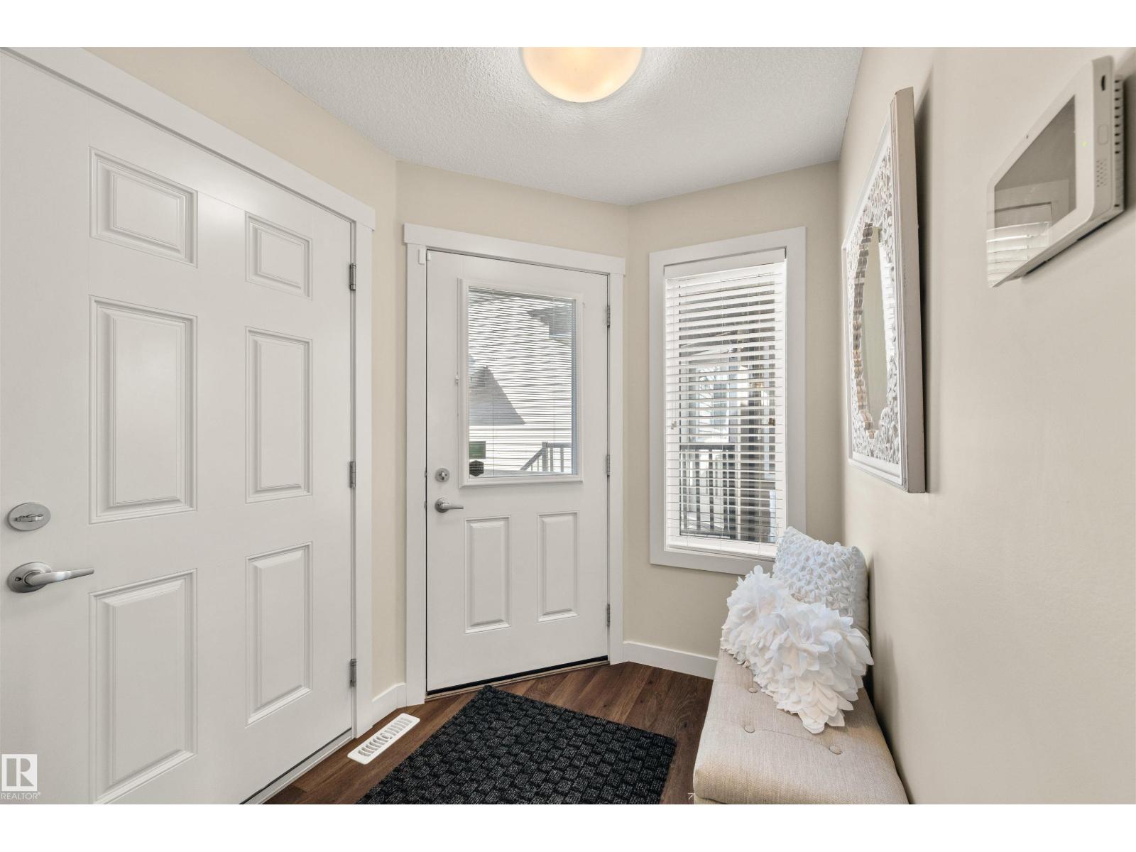 2256 Casey Cr Sw, Edmonton, Alberta  T6W 3M8 - Photo 2 - E4487747