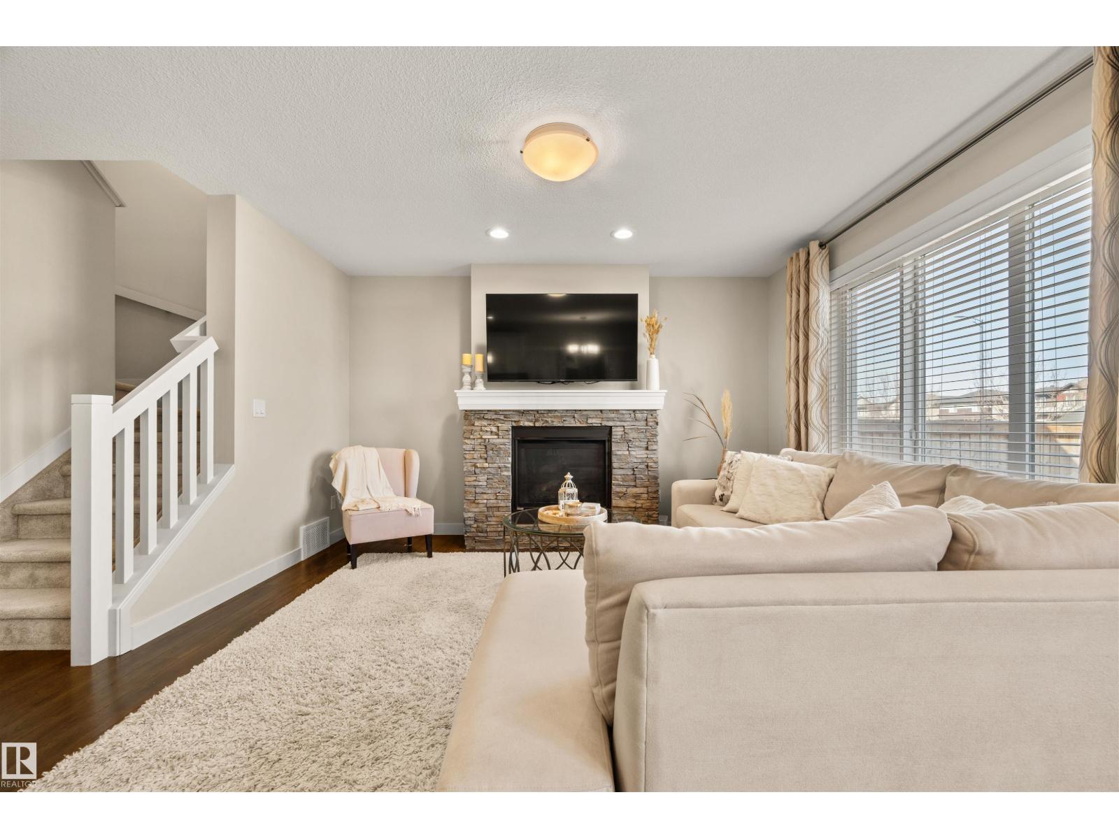 2256 Casey Cr Sw, Edmonton, Alberta  T6W 3M8 - Photo 5 - E4487747