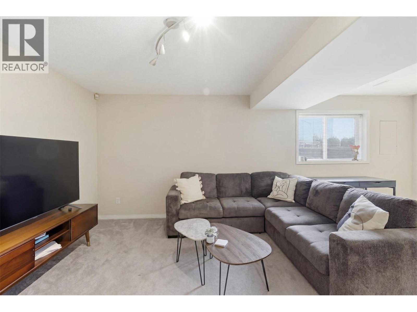 135 Chancellor Drive, Kamloops, British Columbia  V2E 2M2 - Photo 37 - 10387098