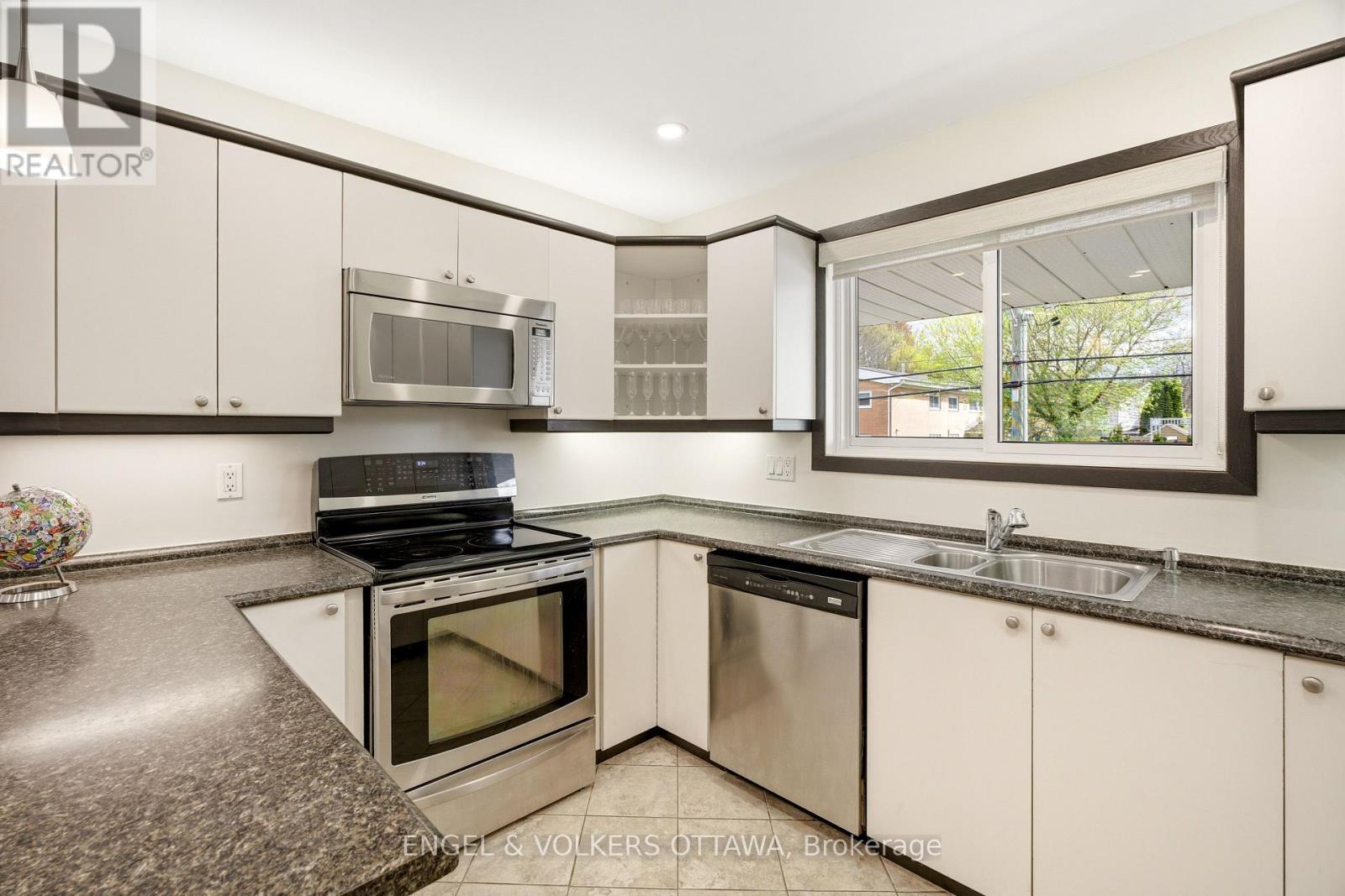 668 De L'eglise Street, Ottawa, Ontario  K1K 3K2 - Photo 11 - X13129886