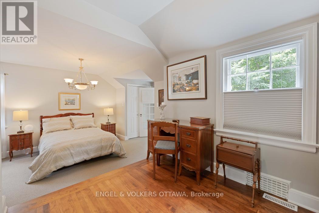 215 Springfield Road, Ottawa, Ontario  K1M 0L1 - Photo 20 - X13011354