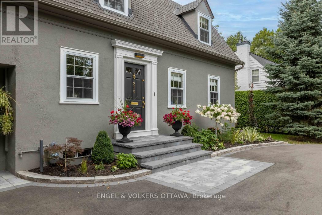 215 Springfield Road, Ottawa, Ontario  K1M 0L1 - Photo 3 - X13011354
