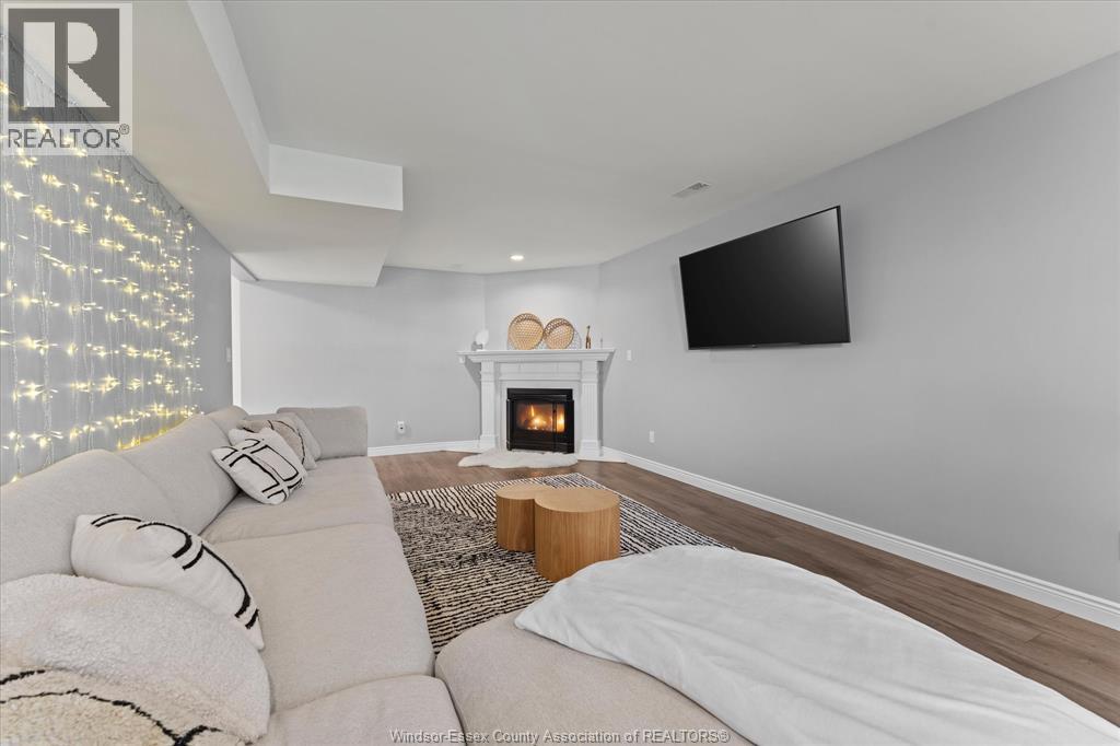 430 Woodridge Drive, Tecumseh, Ontario  N8N 4V5 - Photo 27 - 26008726