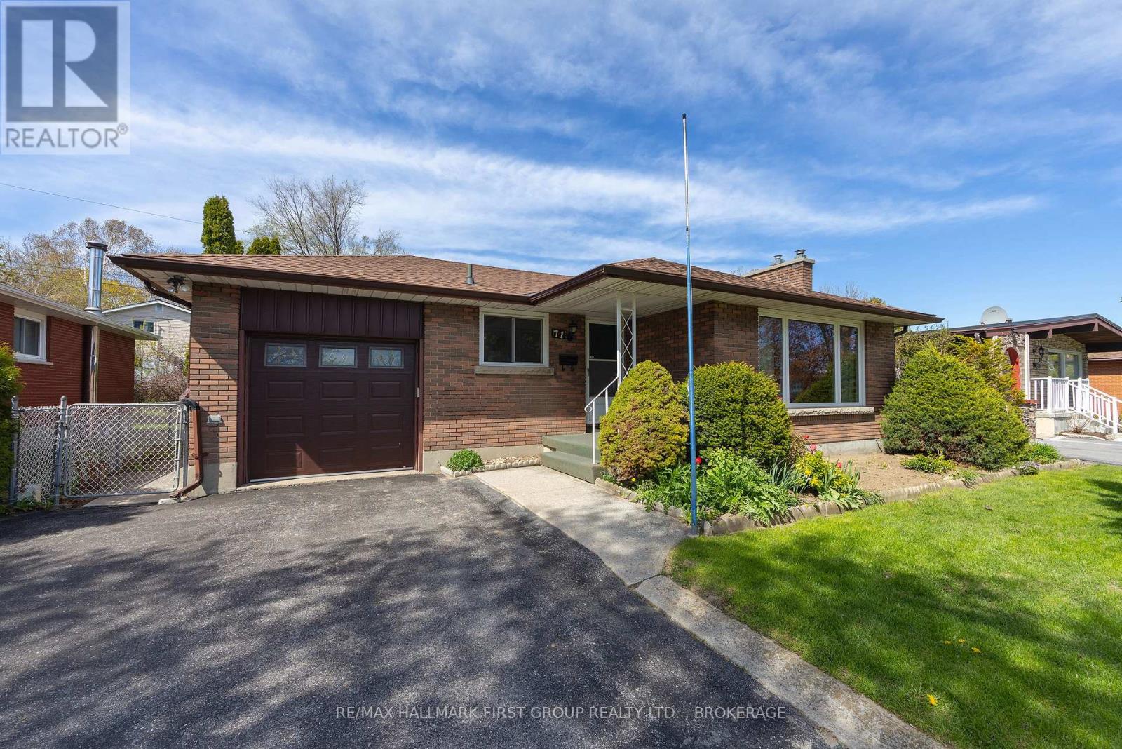71 MORENZ CRESCENT, Kingston, Ontario
