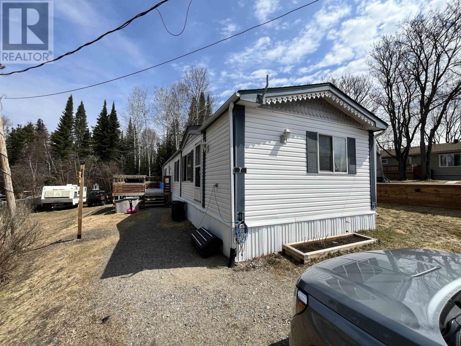 7 Short Forest Drive, Ear Falls, Ontario  P0V 1T0 - Photo 2 - TB2601031