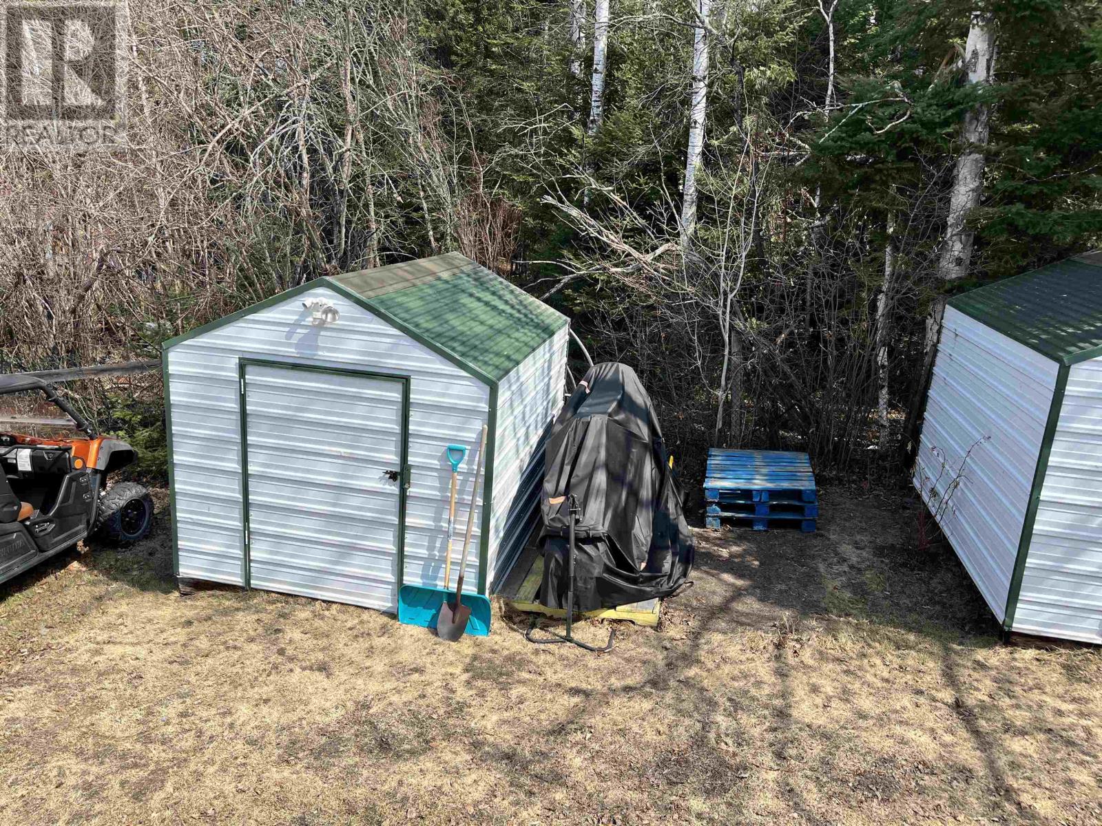 7 Short Forest Drive, Ear Falls, Ontario  P0V 1T0 - Photo 5 - TB2601031