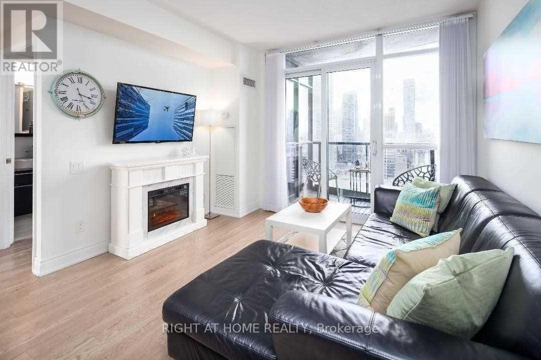 3102 - 21 CARLTON STREET, Toronto, Ontario