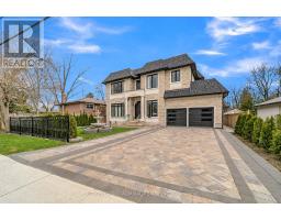 176 RUMBLE AVENUE, Richmond Hill, Ontario