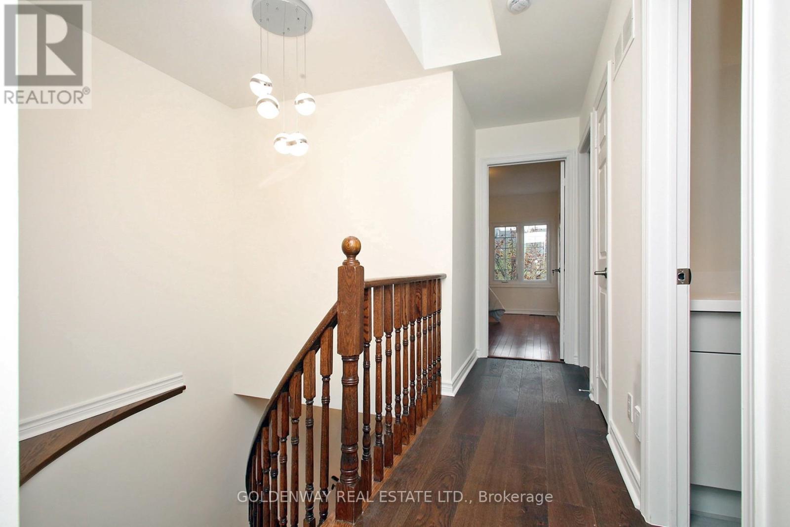 6 Royal Manor Crescent, Richmond Hill, Ontario  L4B 3N5 - Photo 23 - N13127110