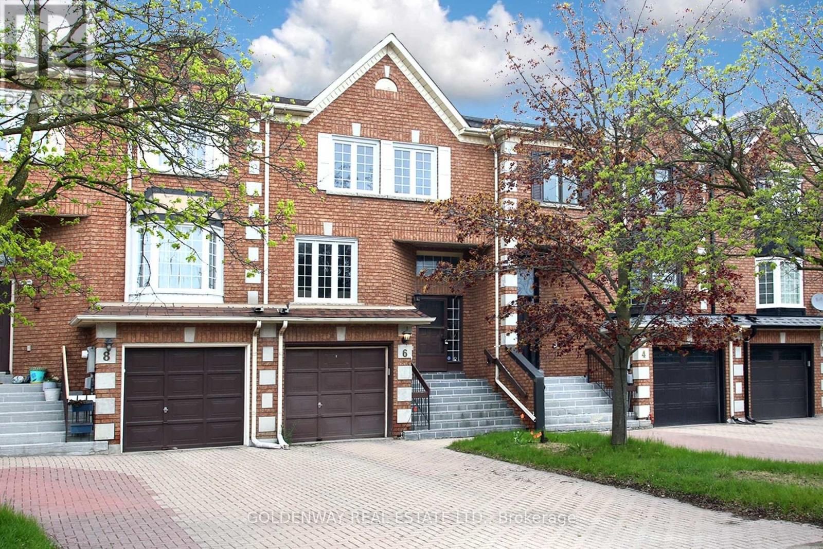 6 ROYAL MANOR CRESCENT, Richmond Hill, Ontario