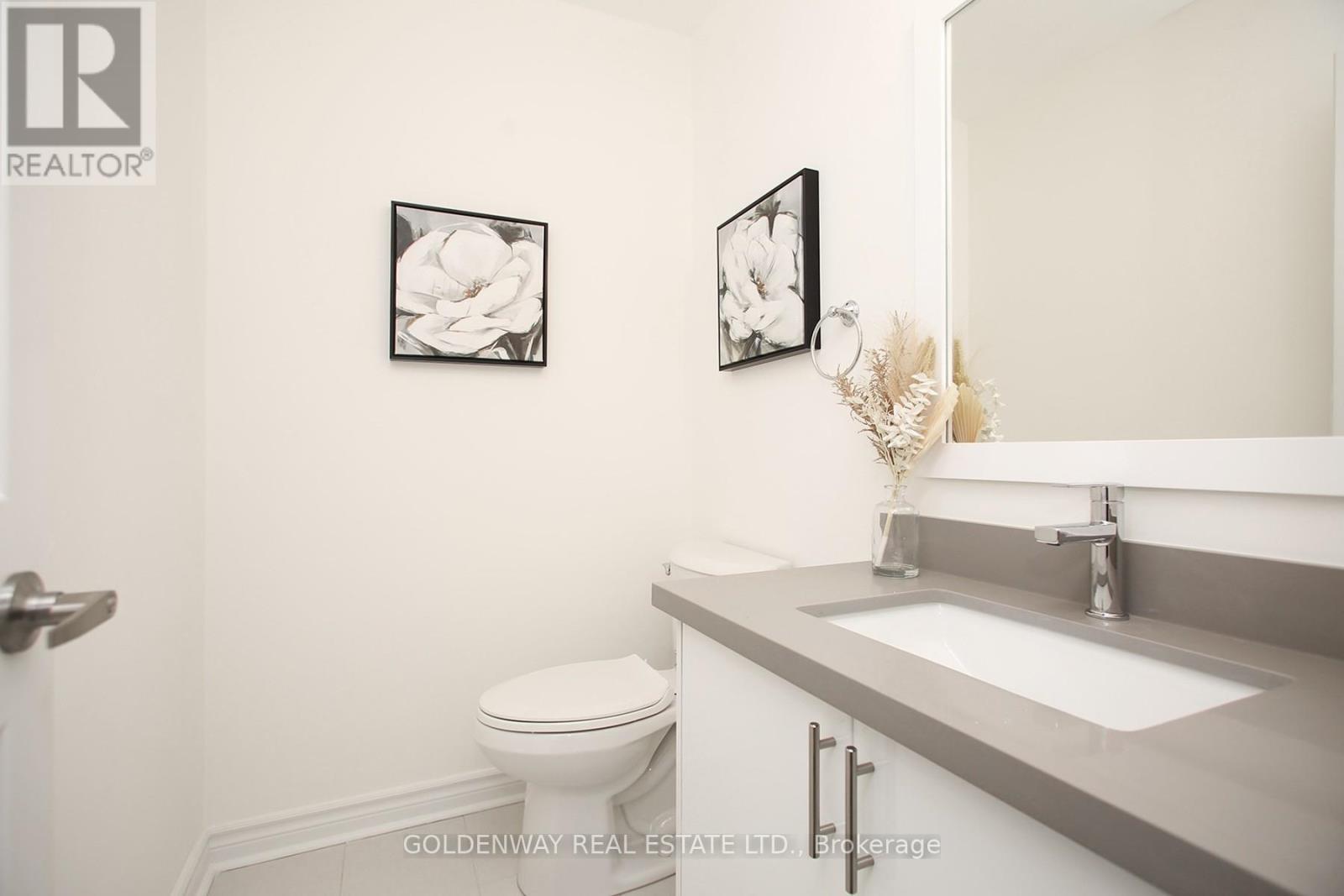 6 Royal Manor Crescent, Richmond Hill, Ontario  L4B 3N5 - Photo 26 - N13127110