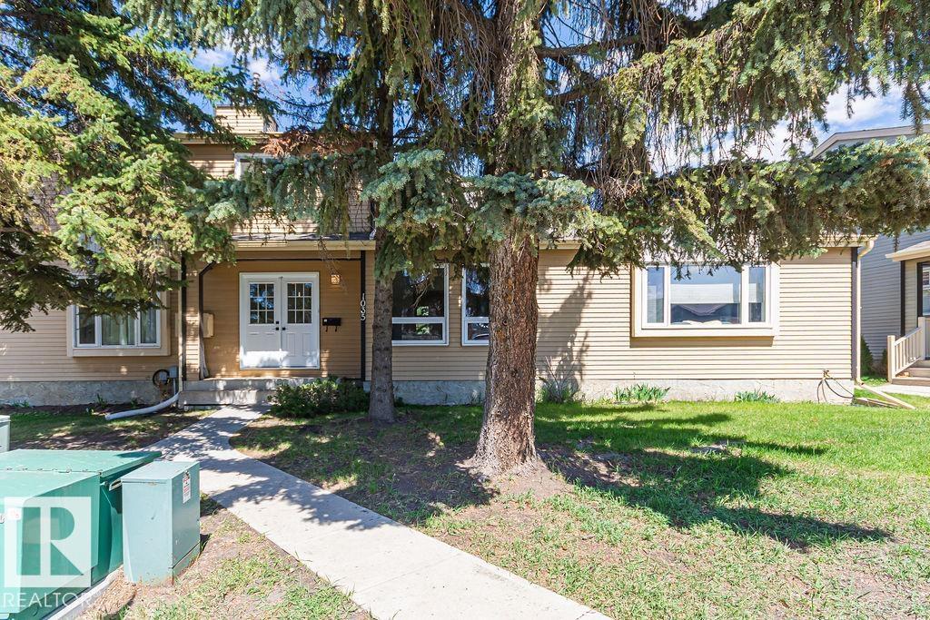 1035 VILLAGE DR, sherwood park, Alberta