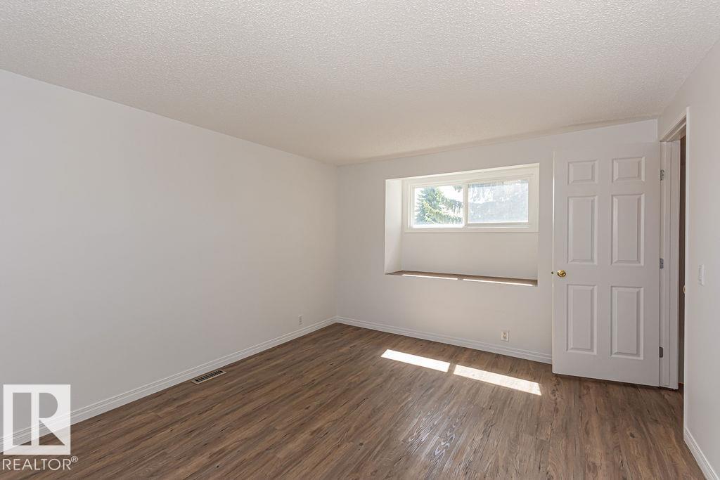 1035 Village Dr, Sherwood Park, Alberta  T8A 4L4 - Photo 20 - E4487748