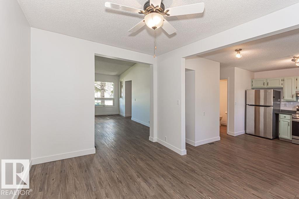 1035 Village Dr, Sherwood Park, Alberta  T8A 4L4 - Photo 9 - E4487748