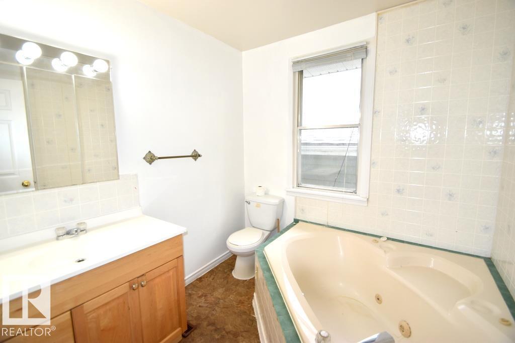 Unknown Address, ,     - Photo 13 - E4487749