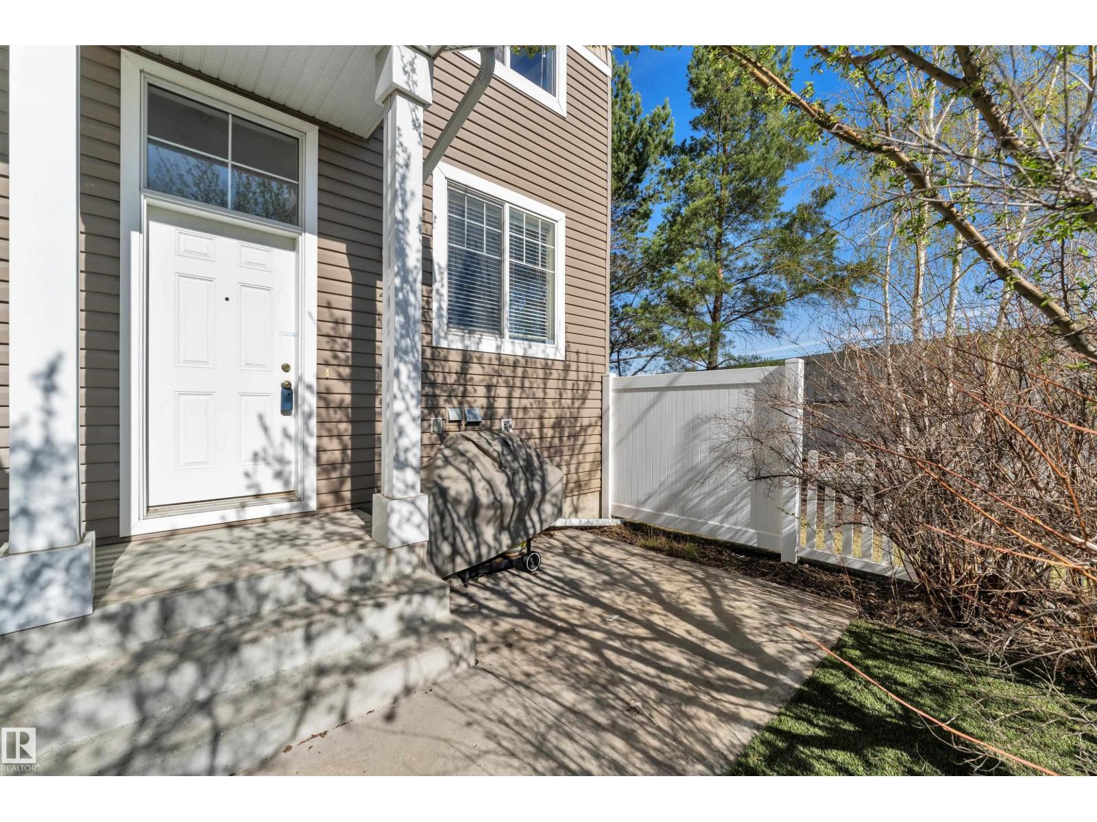 #48 3075 Trelle Cr Nw, Edmonton, Alberta  T6R 3V5 - Photo 3 - E4487750