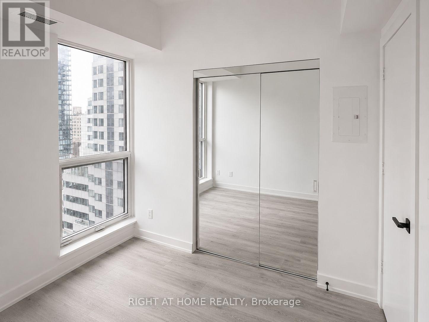 1505 - 327 King Street, Toronto, Ontario  M5V 0W7 - Photo 10 - C13129836