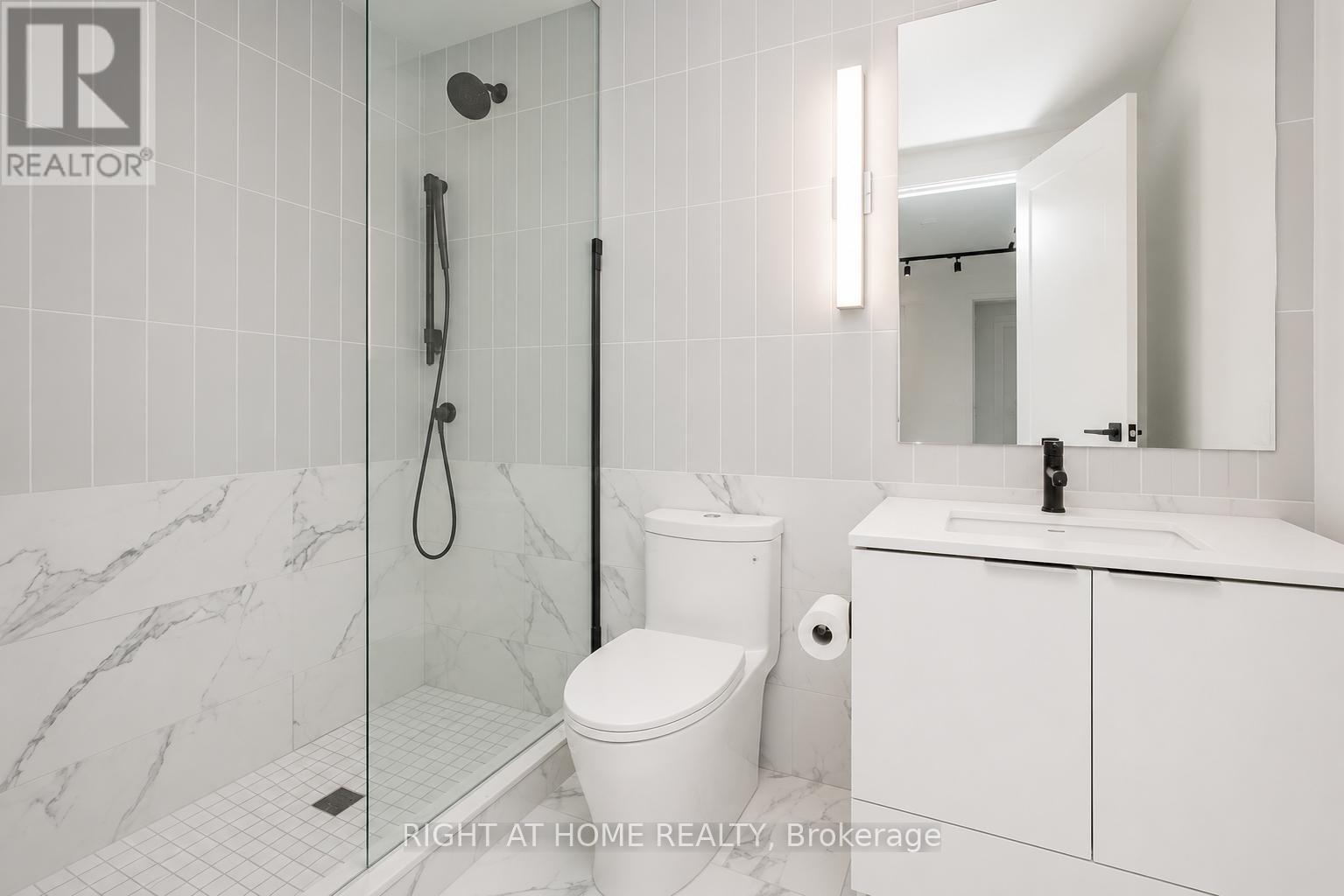 1505 - 327 King Street, Toronto, Ontario  M5V 0W7 - Photo 12 - C13129836