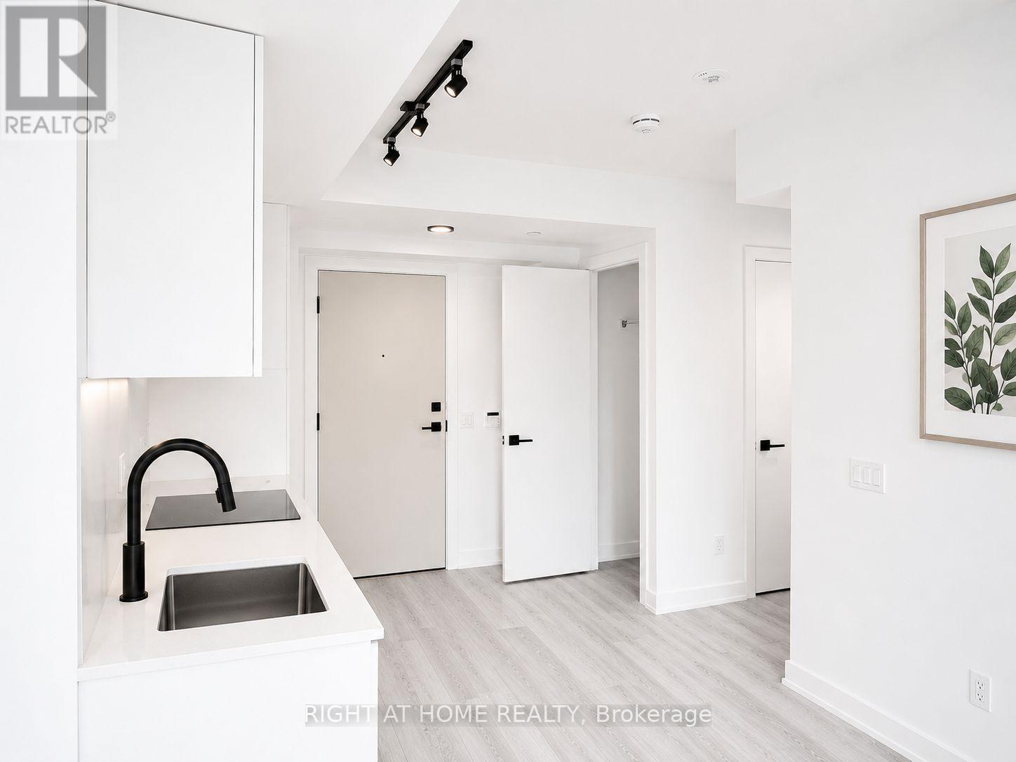 1505 - 327 King Street, Toronto, Ontario  M5V 0W7 - Photo 6 - C13129836