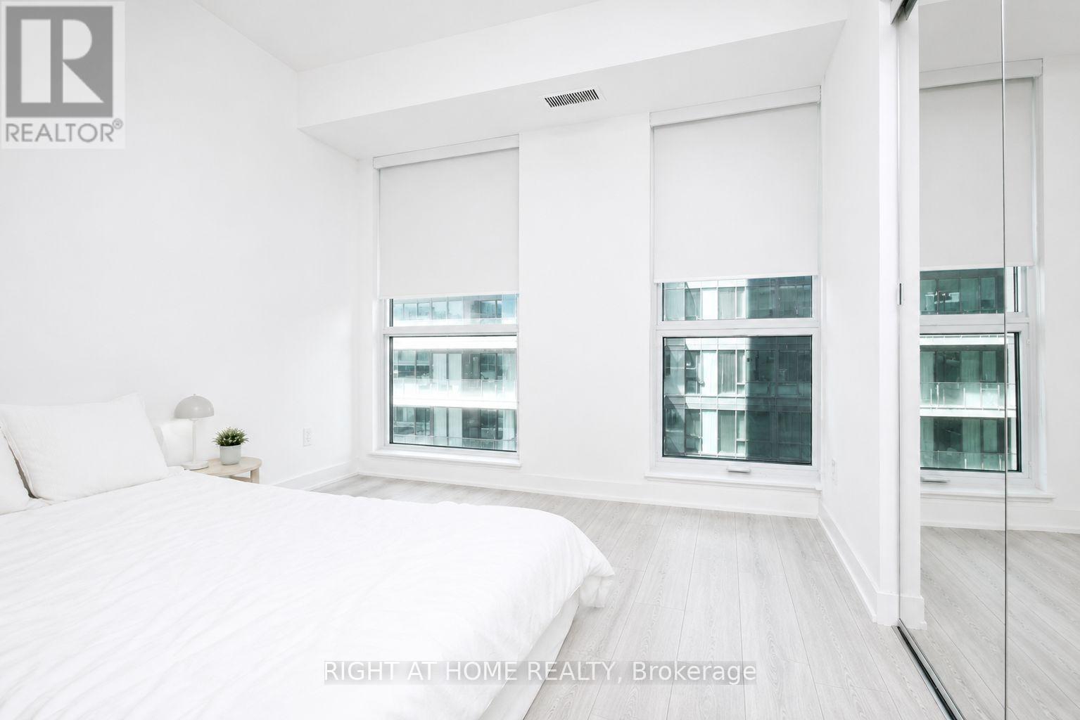1505 - 327 King Street, Toronto, Ontario  M5V 0W7 - Photo 9 - C13129836
