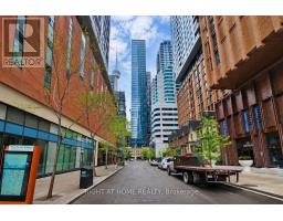 1505 - 327 KING STREET, Toronto, Ontario