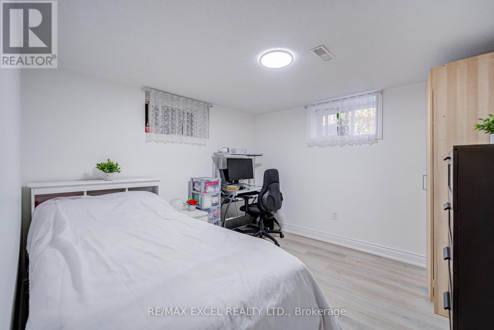 71 Vauxhall Drive, Toronto, Ontario  M1P 1R1 - Photo 40 - E13129838