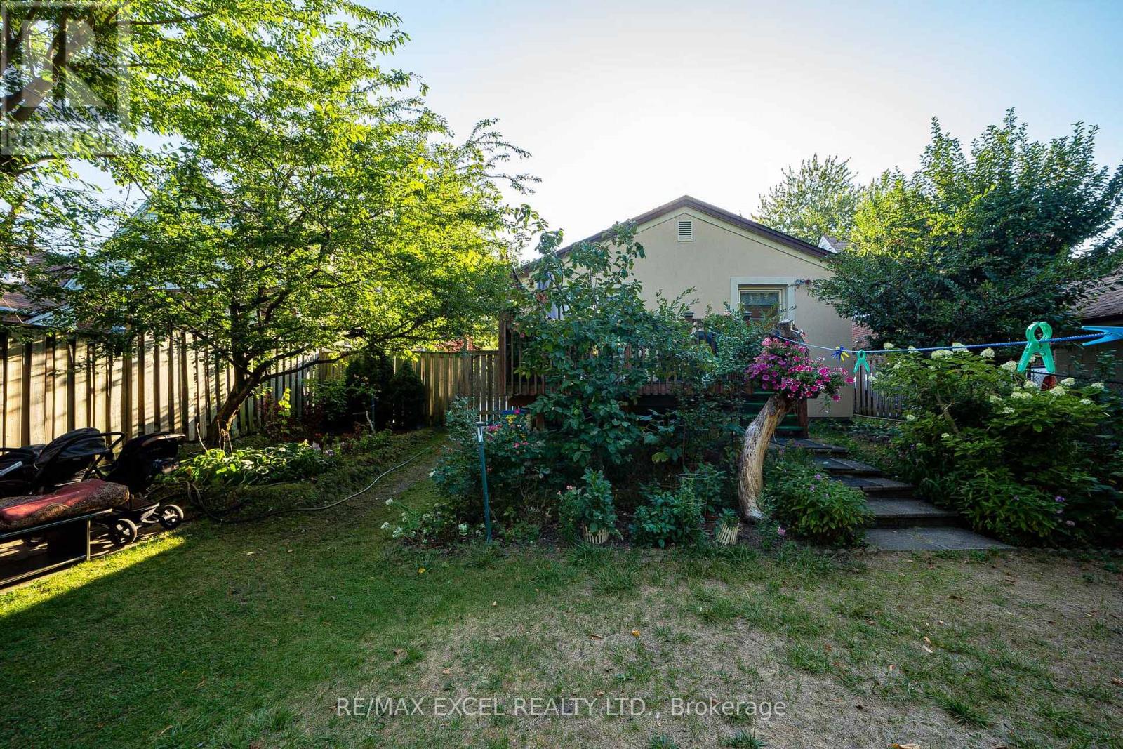 71 Vauxhall Drive, Toronto, Ontario  M1P 1R1 - Photo 46 - E13129838