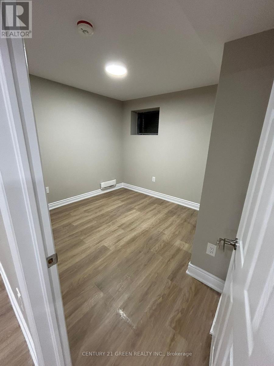 Bsmt - 2100 Hallandale Street, Oshawa, Ontario  L1L 0T8 - Photo 5 - E13129850