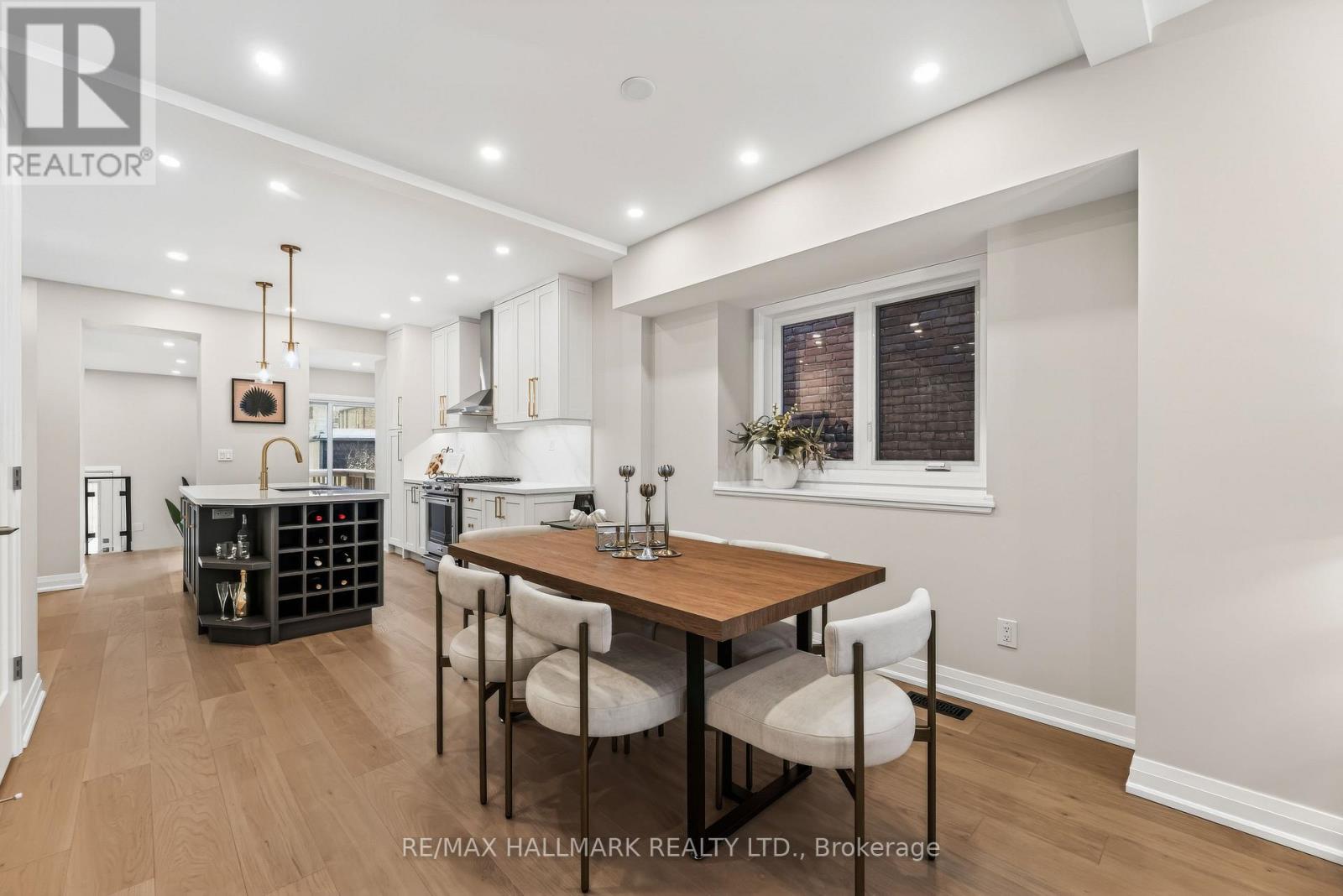 47 Harcourt Avenue, Toronto, Ontario  M4J 1J3 - Photo 9 - E13129874